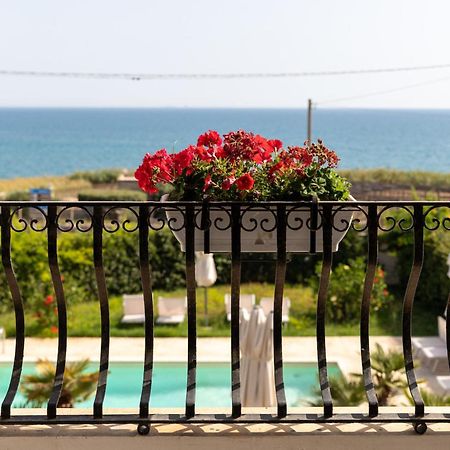 Villa Archi Sul Mare Cava dʼAliga Eksteriør billede