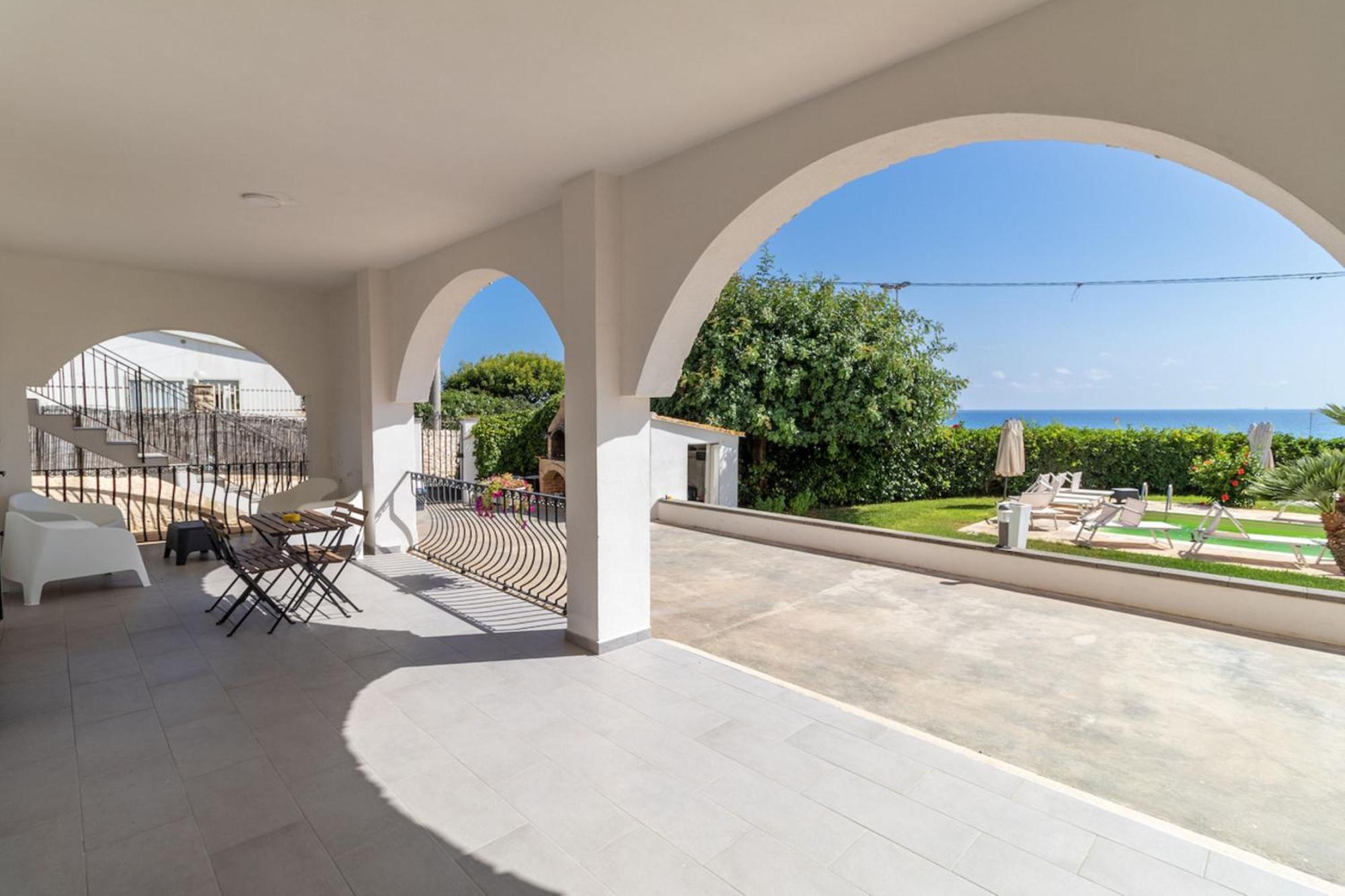 Villa Archi Sul Mare Cava dʼAliga Eksteriør billede