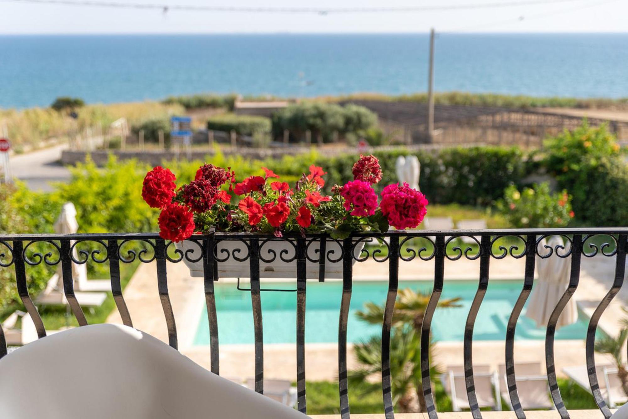 Villa Archi Sul Mare Cava dʼAliga Eksteriør billede