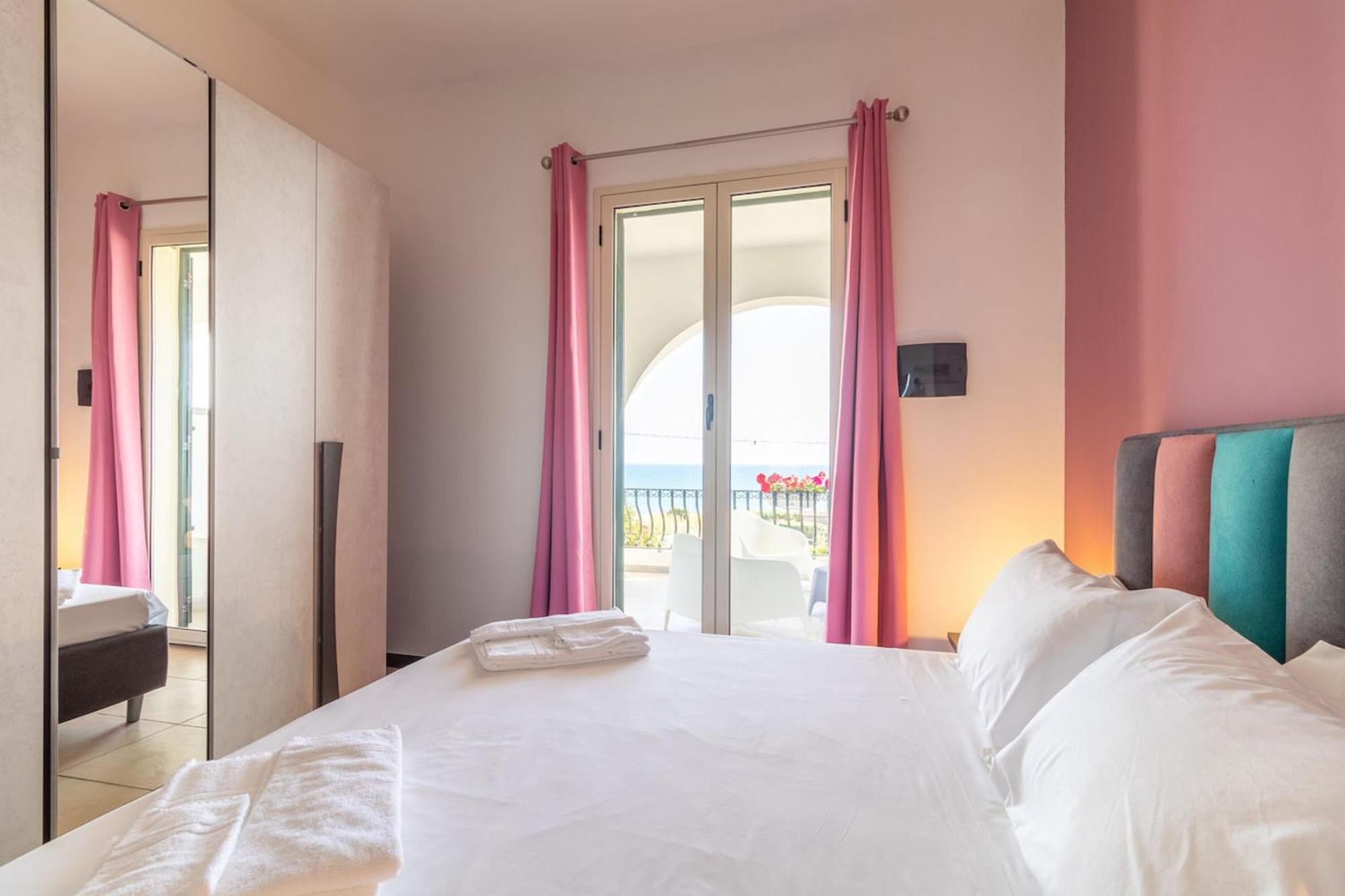 Villa Archi Sul Mare Cava dʼAliga Eksteriør billede